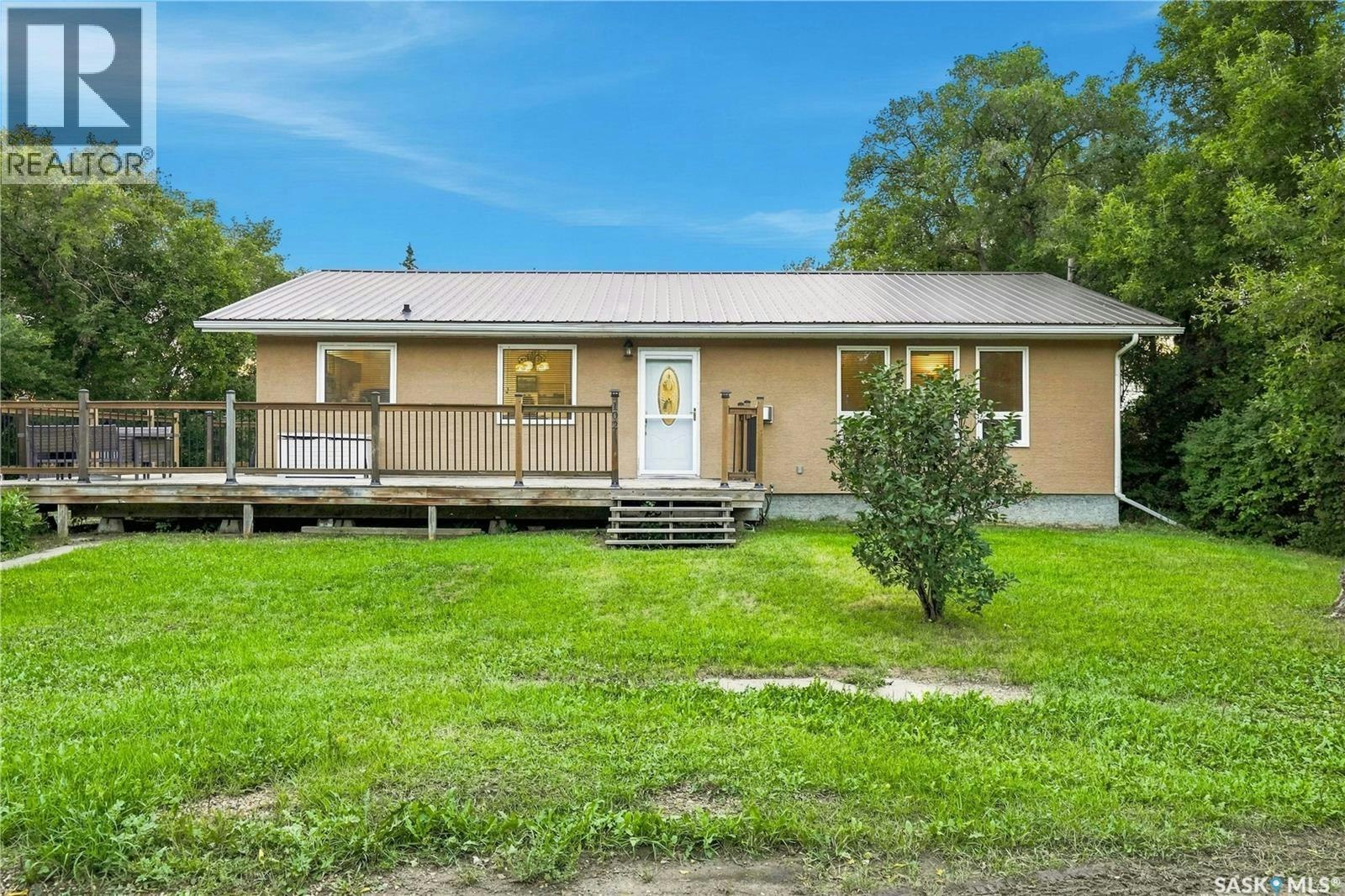102 Campkin Street, Francis, SK, S0G 1V0