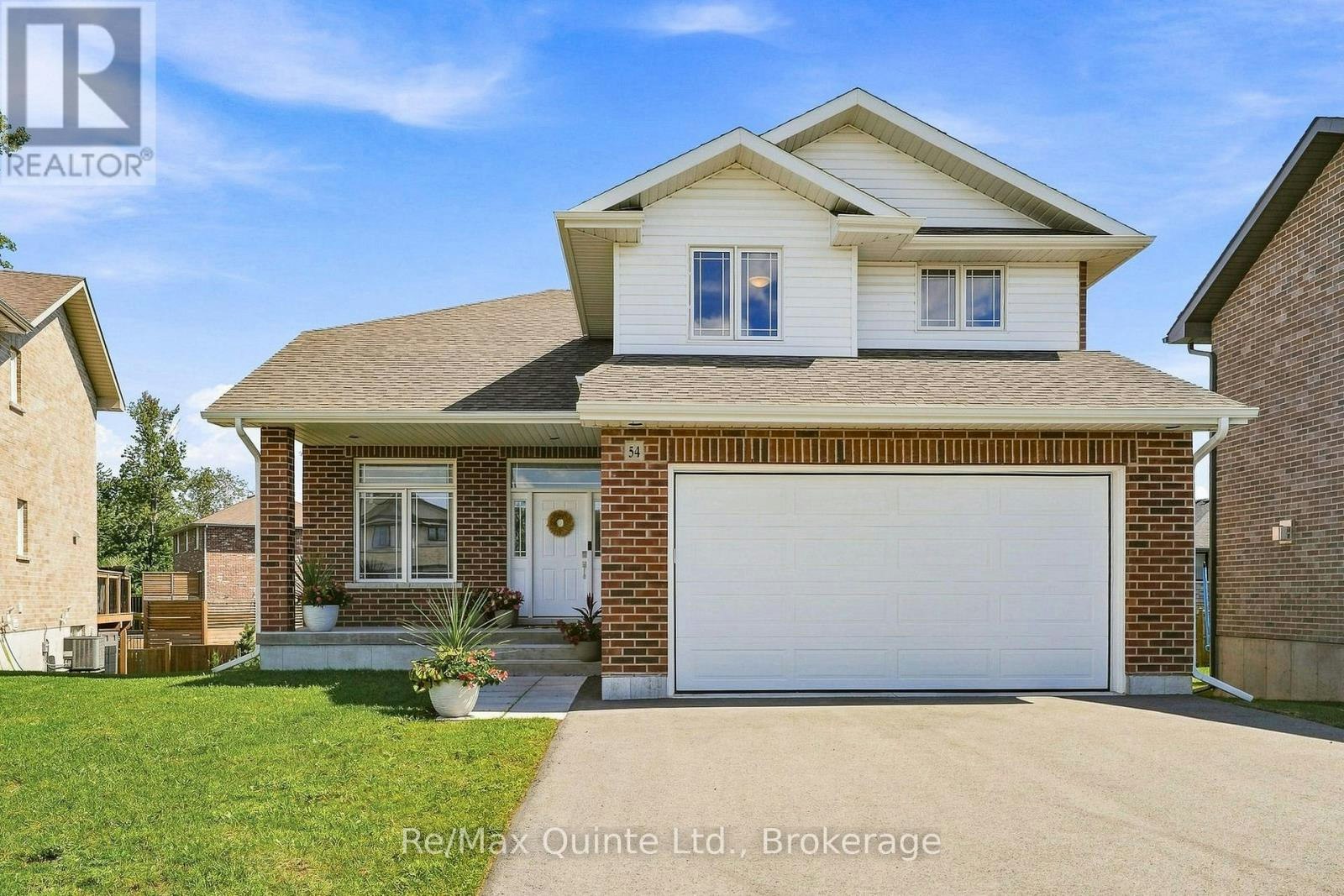 54 Lanark Drive, Belleville, ON, K8N 0G7