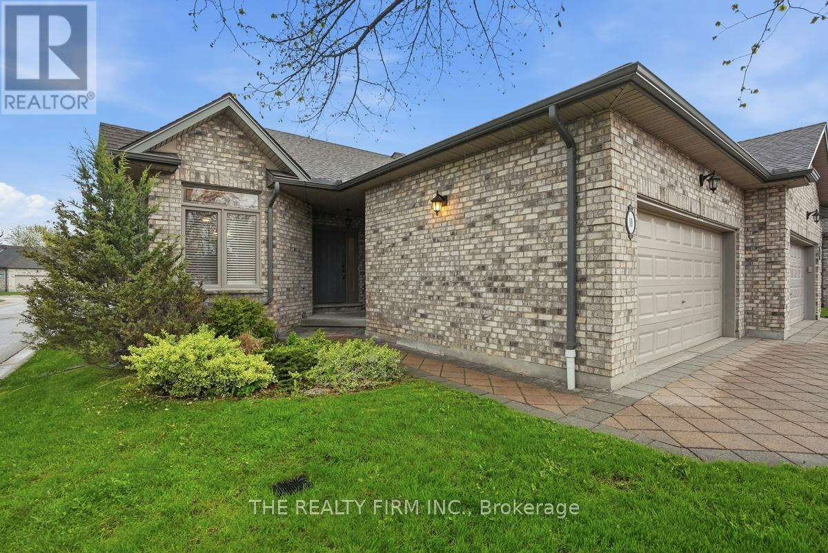10-44 Edgevalley Road, London, ON, N5Y 5P6