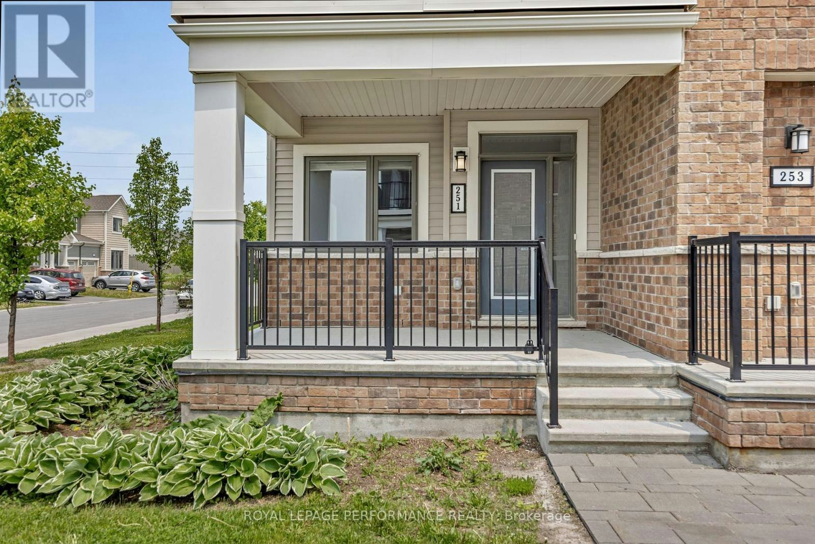 251 Zenith Private, Ottawa, ON, K2J 6N3 - 4