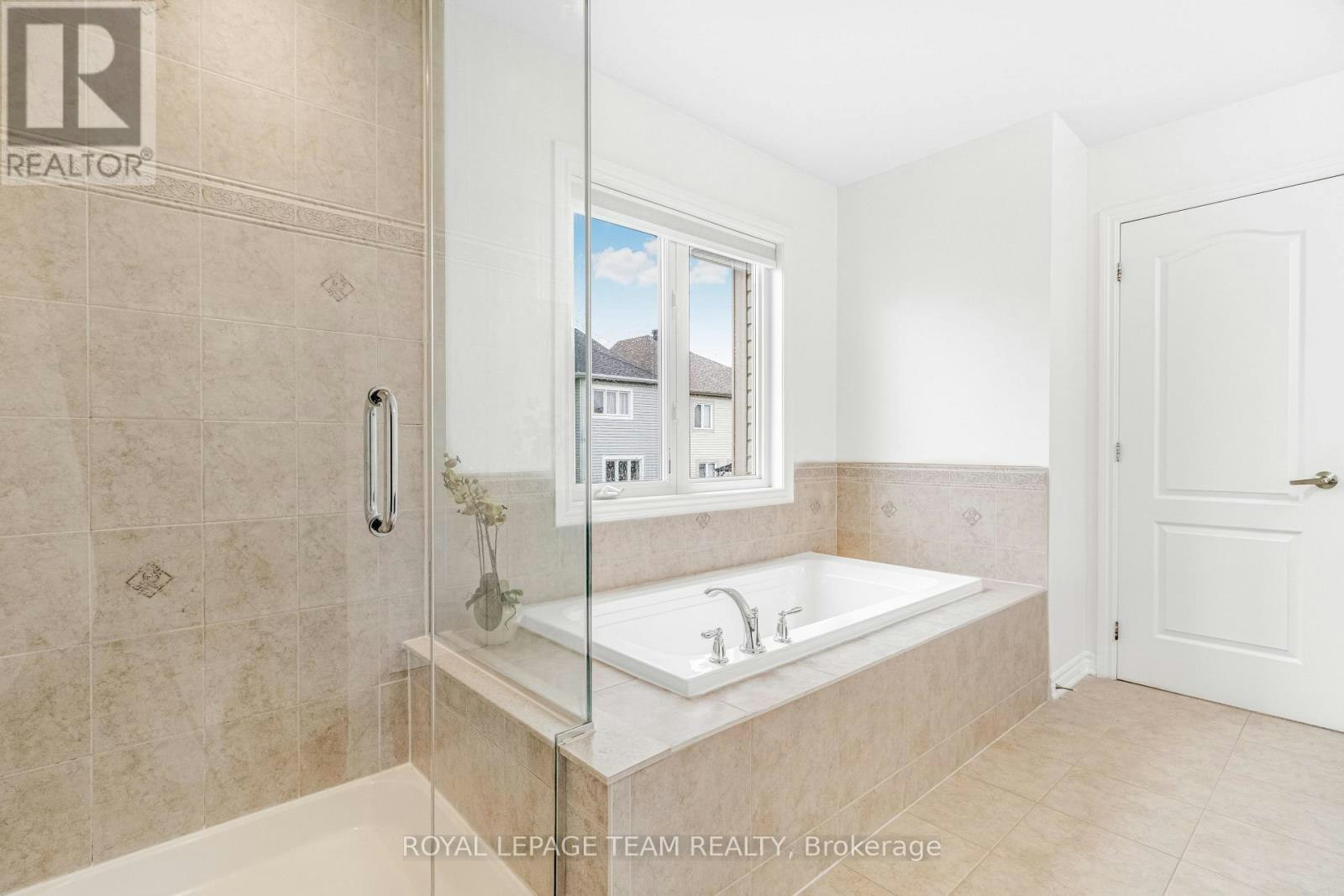 57 Crownridge Drive, Ottawa, ON, K2M 0J6 - 25