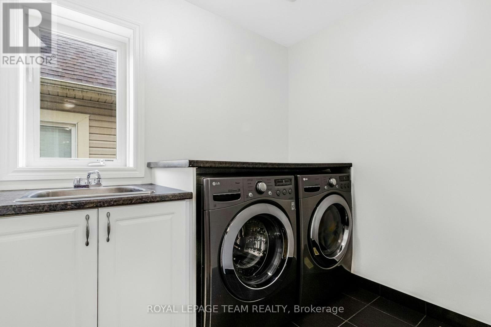 57 Crownridge Drive, Ottawa, ON, K2M 0J6 - 35
