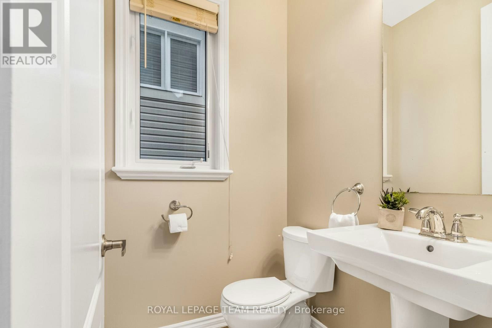 57 Crownridge Drive, Ottawa, ON, K2M 0J6 - 6