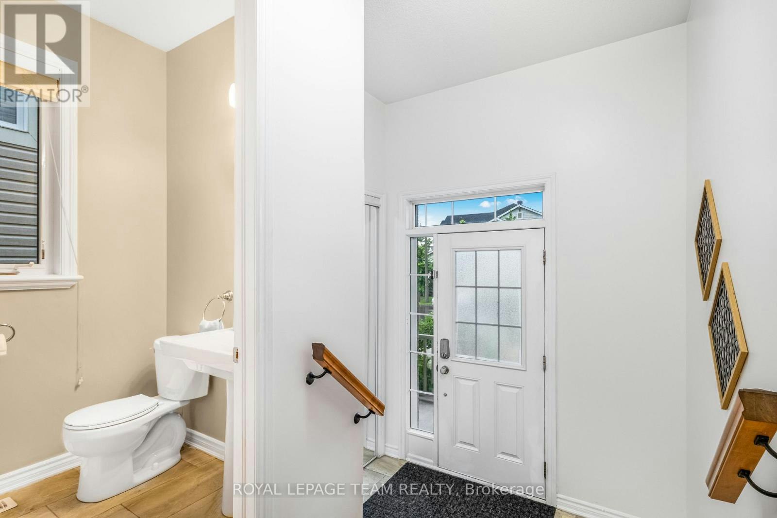 57 Crownridge Drive, Ottawa, ON, K2M 0J6 - 5