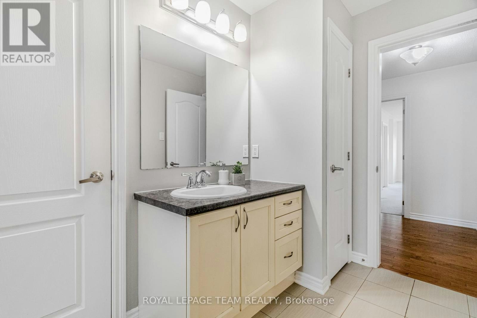 57 Crownridge Drive, Ottawa, ON, K2M 0J6 - 36