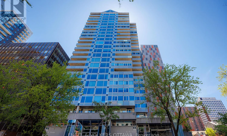2404-160 George Street