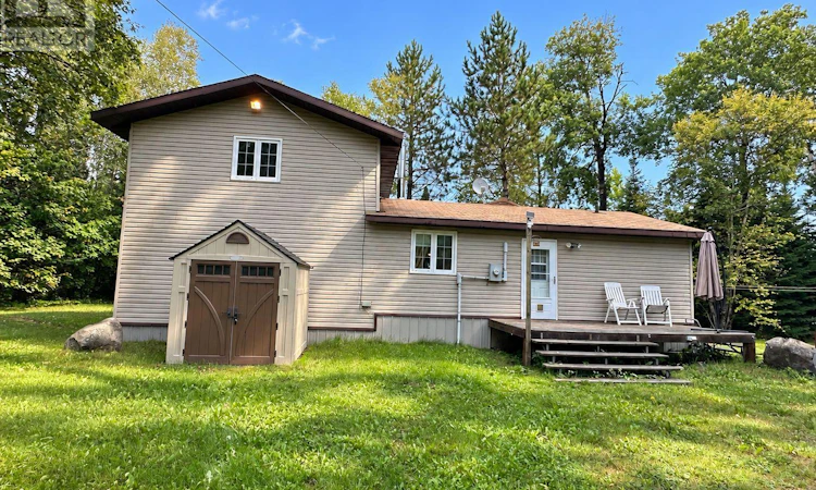 150 Pakwash Lake Road