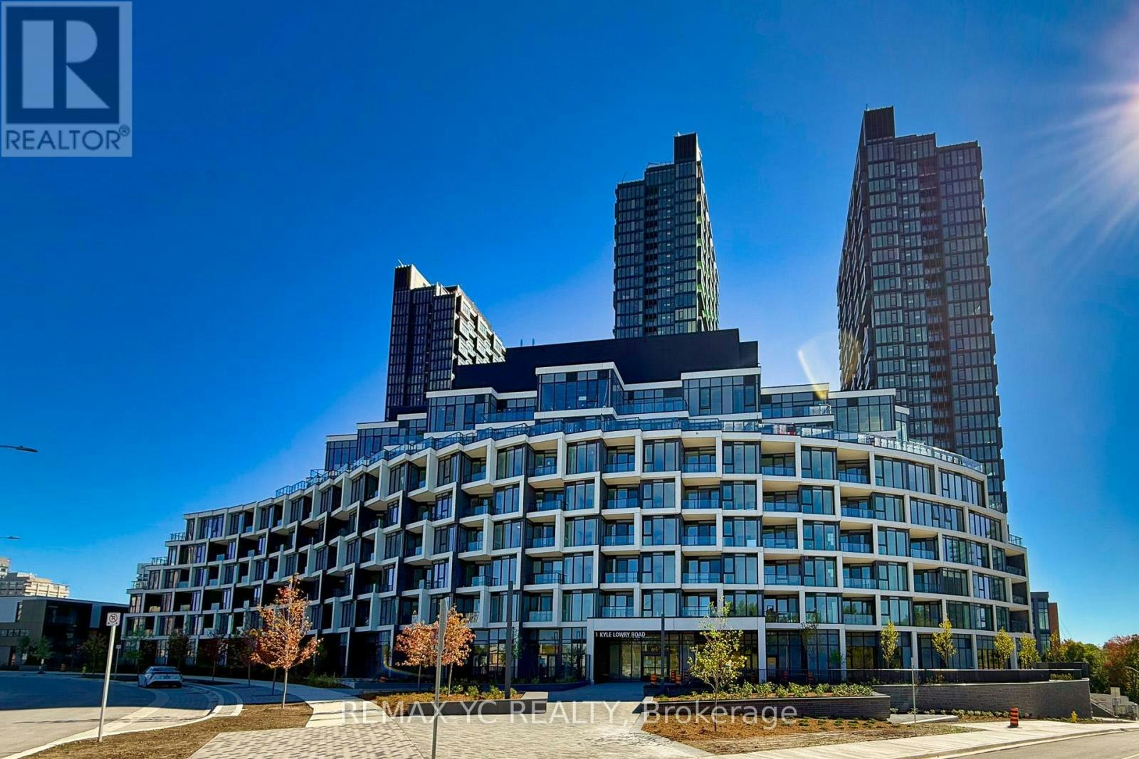 213-1 Kyle Lowry Road, Toronto, ON, M3C 0S6 - 19