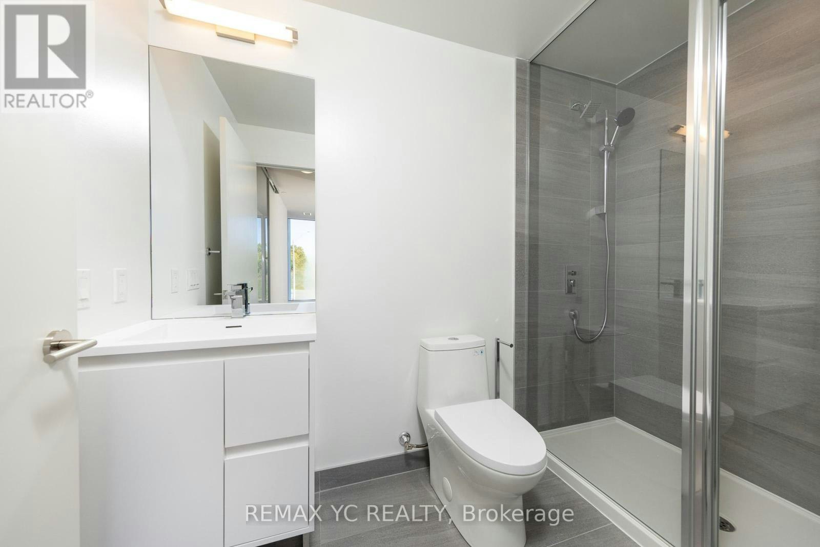 213-1 Kyle Lowry Road, Toronto, ON, M3C 0S6 - 8