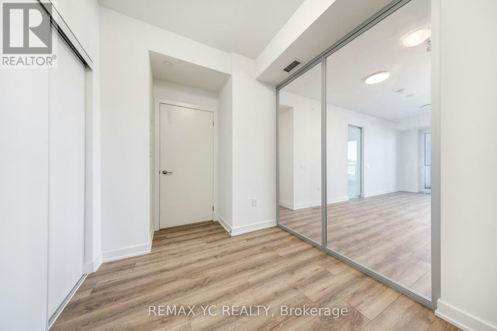 213-1 Kyle Lowry Road, Toronto, ON, M3C 0S6 - 12