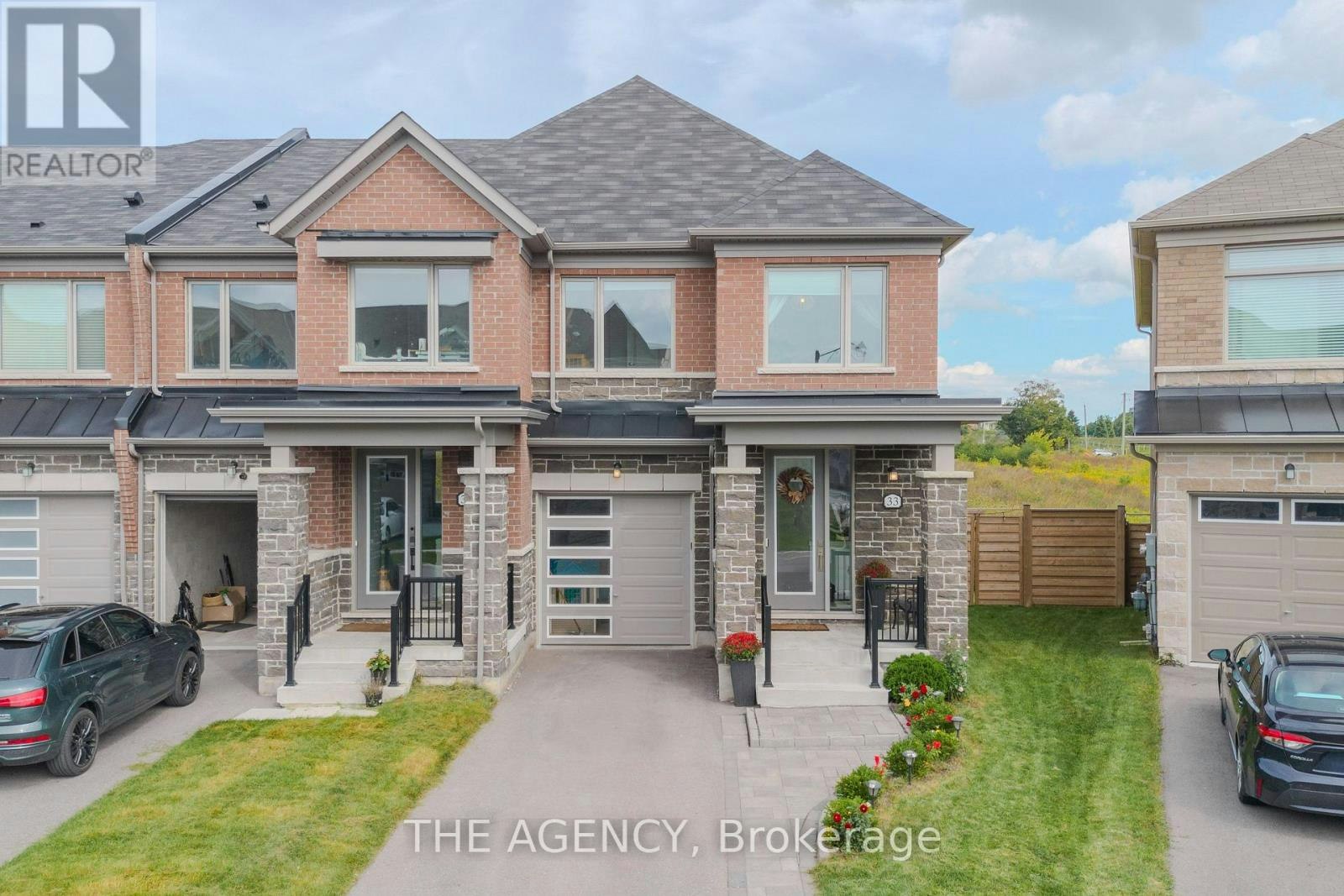 33 Flower Garden Trail, Markham, ON, L4A 4V4