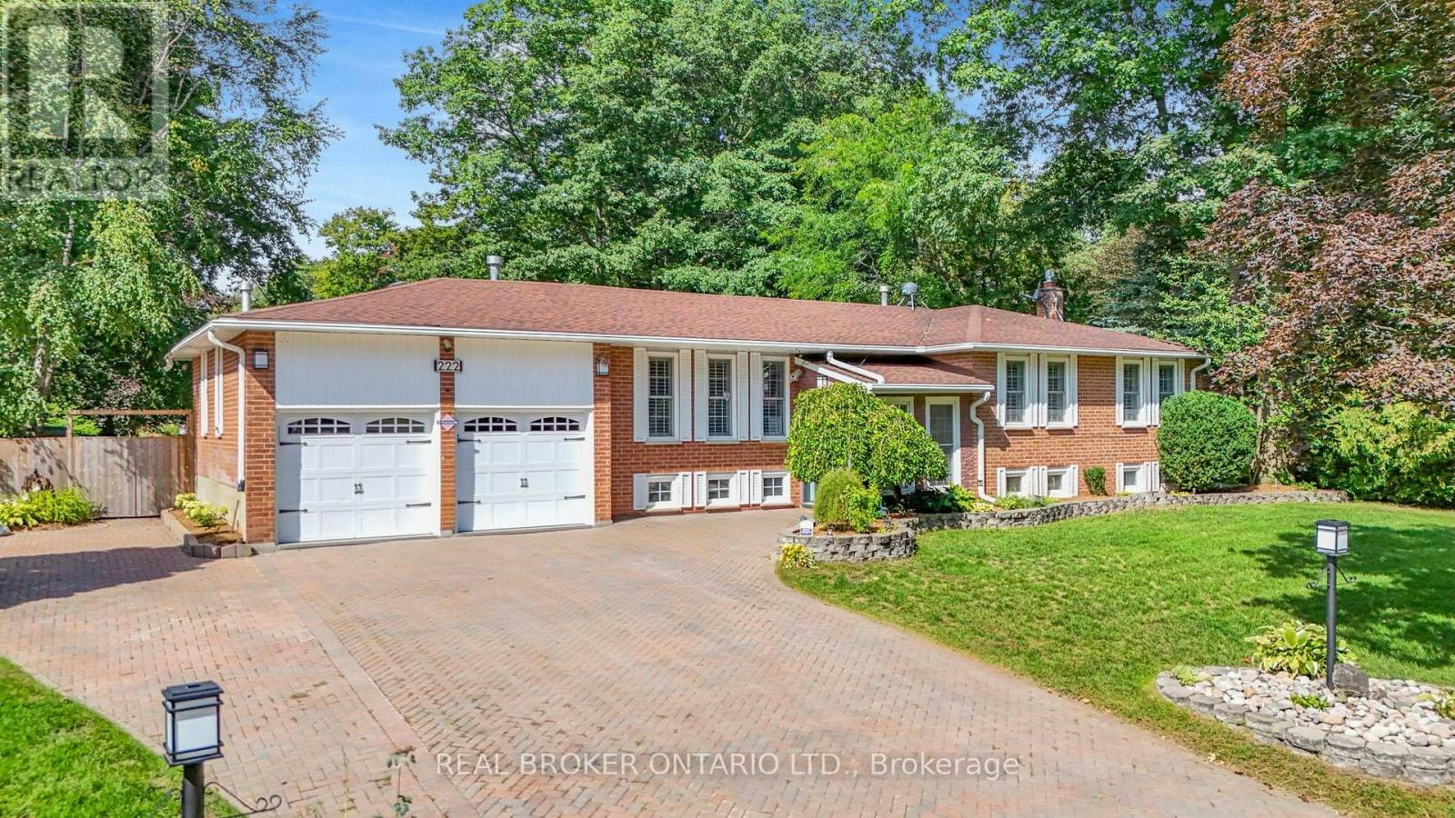 222 Park Avenue, East Gwillimbury, ON, L9N 1J7