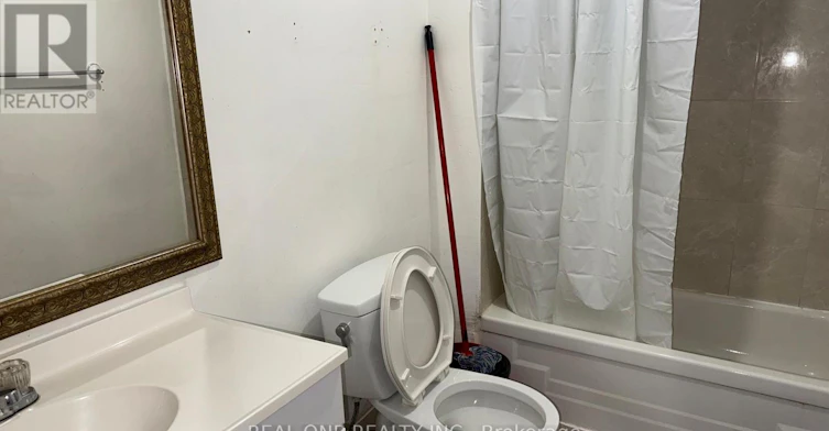 LOWER LEVEL-3622 Molly Avenue, Mississauga, ON, L5A 3M5 - 9