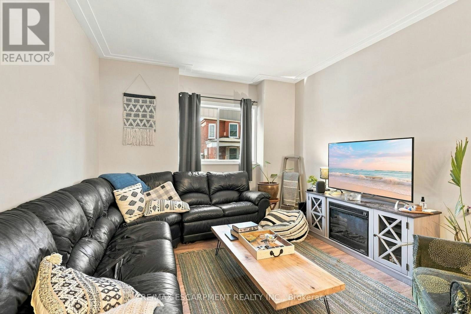UPPER-15 Clinton Street, Hamilton, ON, L8L 3J7 - 7