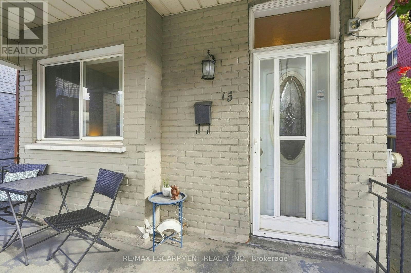 UPPER-15 Clinton Street, Hamilton, ON, L8L 3J7 - 4