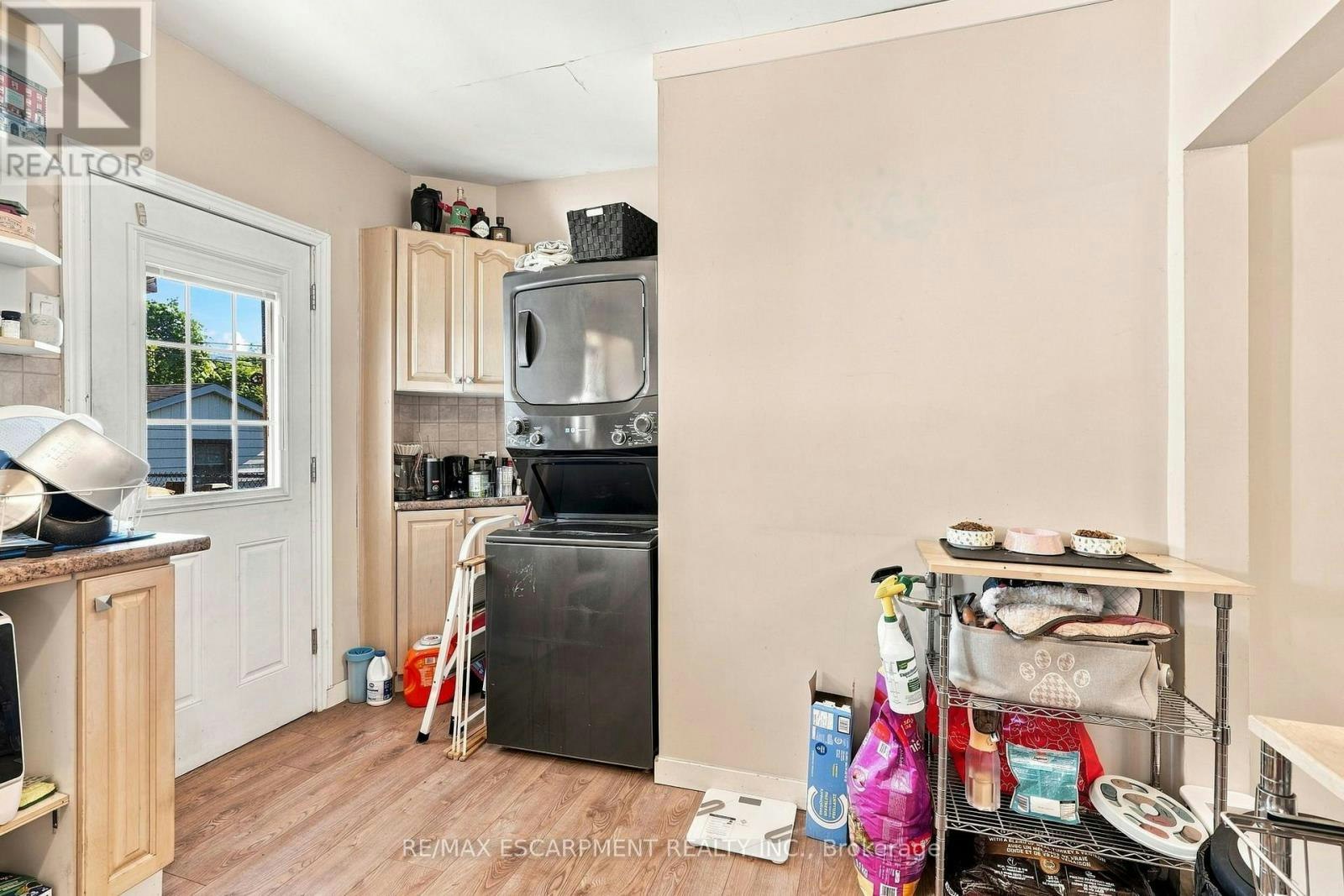 UPPER-15 Clinton Street, Hamilton, ON, L8L 3J7 - 13