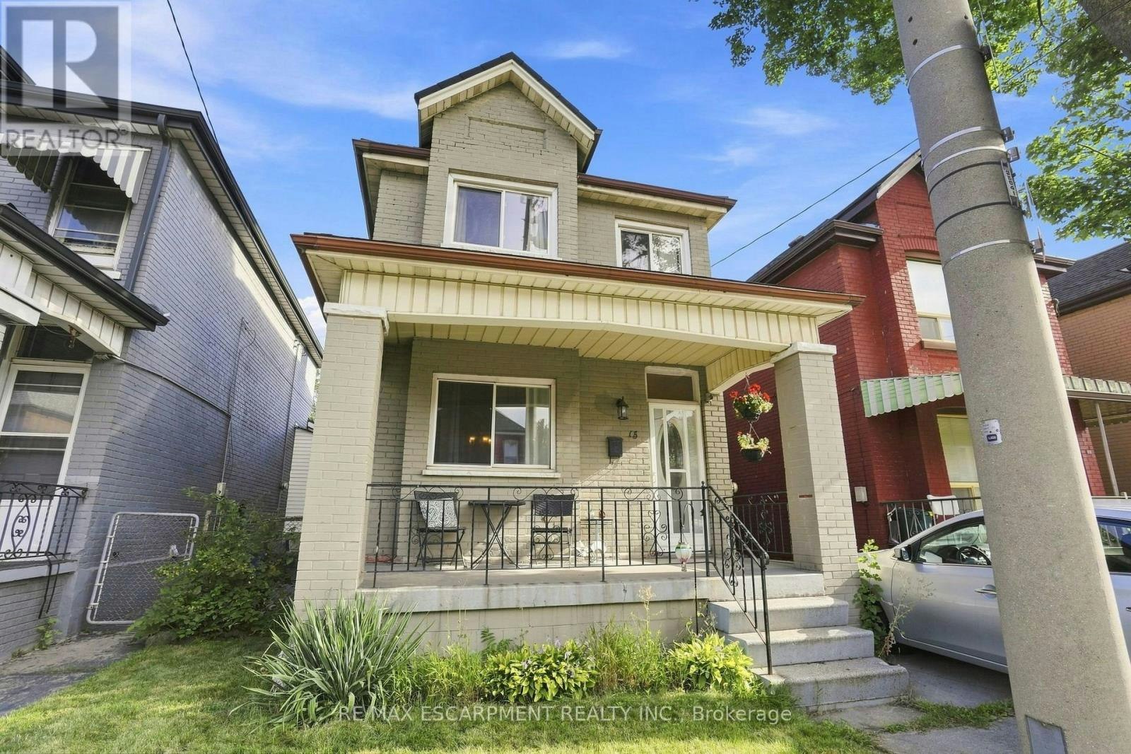 UPPER-15 Clinton Street, Hamilton, ON, L8L 3J7 - 2