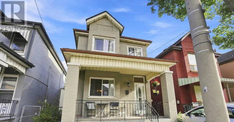 UPPER-15 Clinton Street, Hamilton, ON, L8L 3J7 - 2