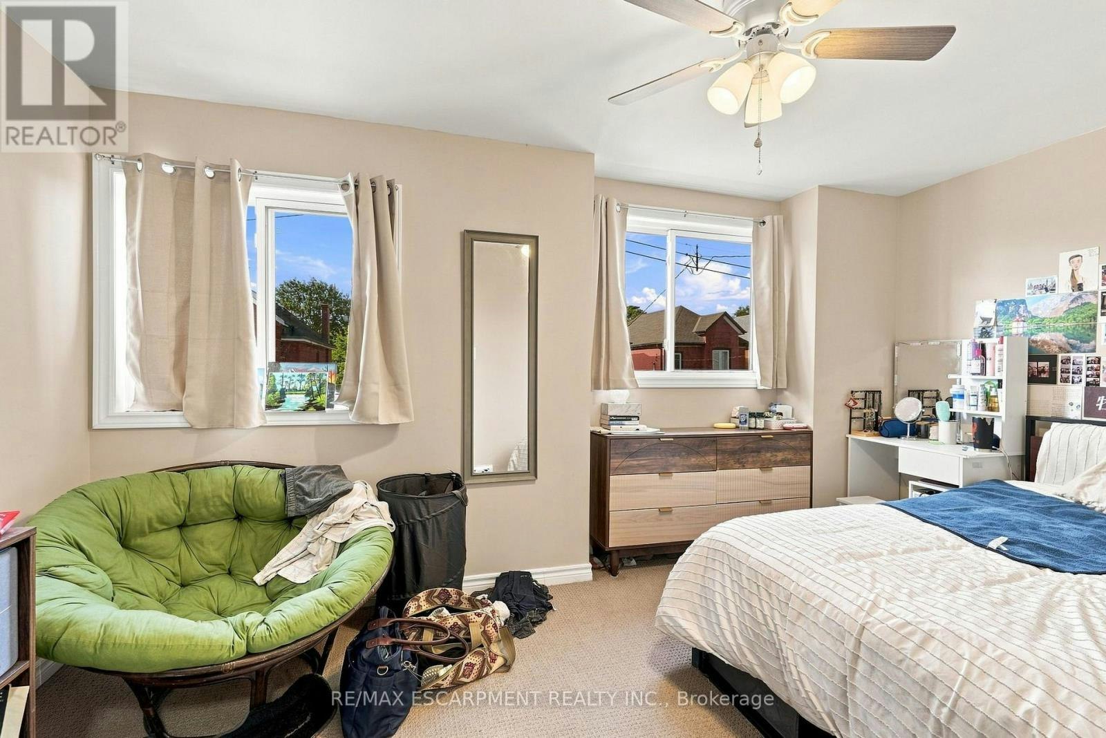 UPPER-15 Clinton Street, Hamilton, ON, L8L 3J7 - 24