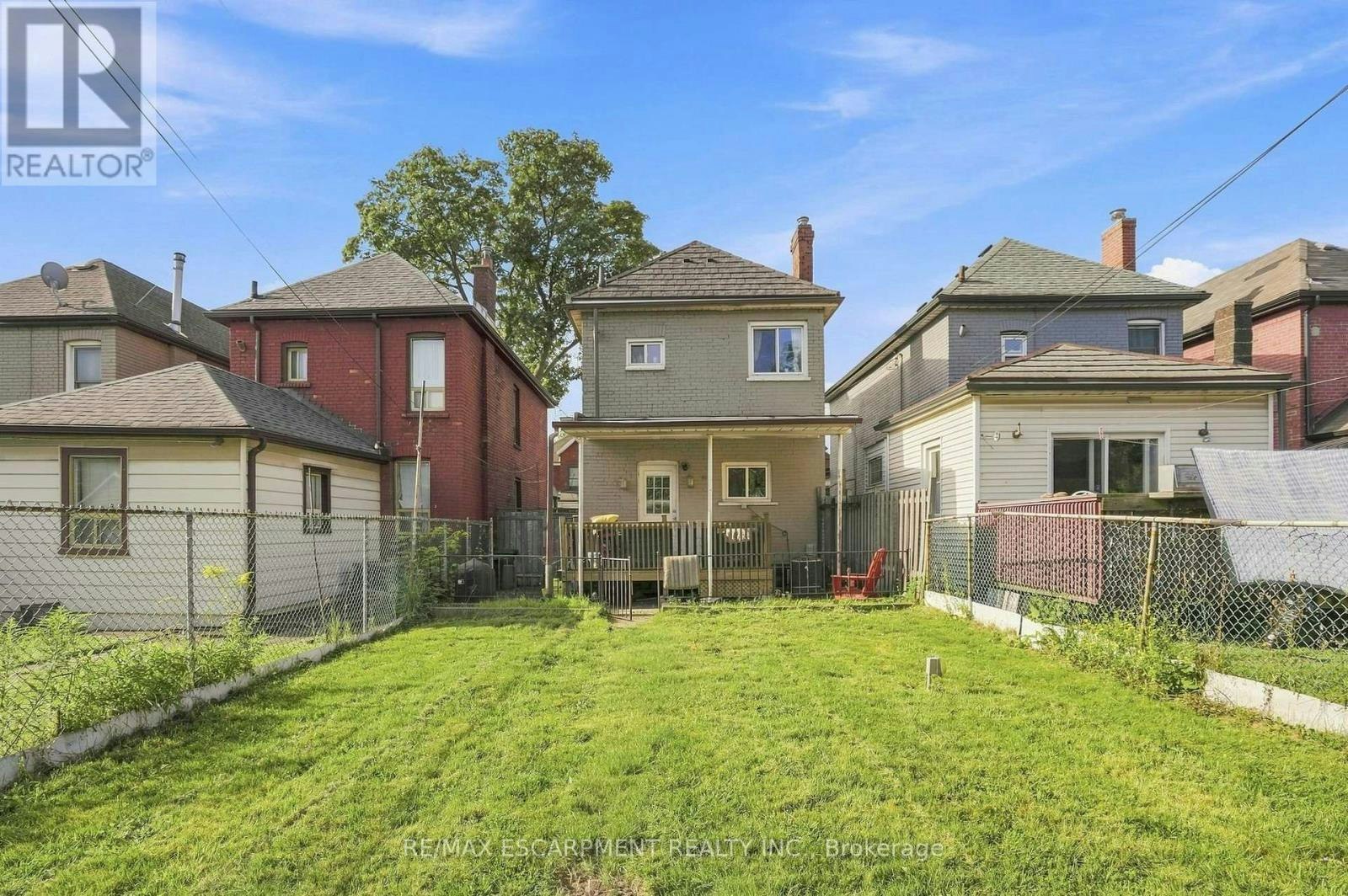 UPPER-15 Clinton Street, Hamilton, ON, L8L 3J7 - 34