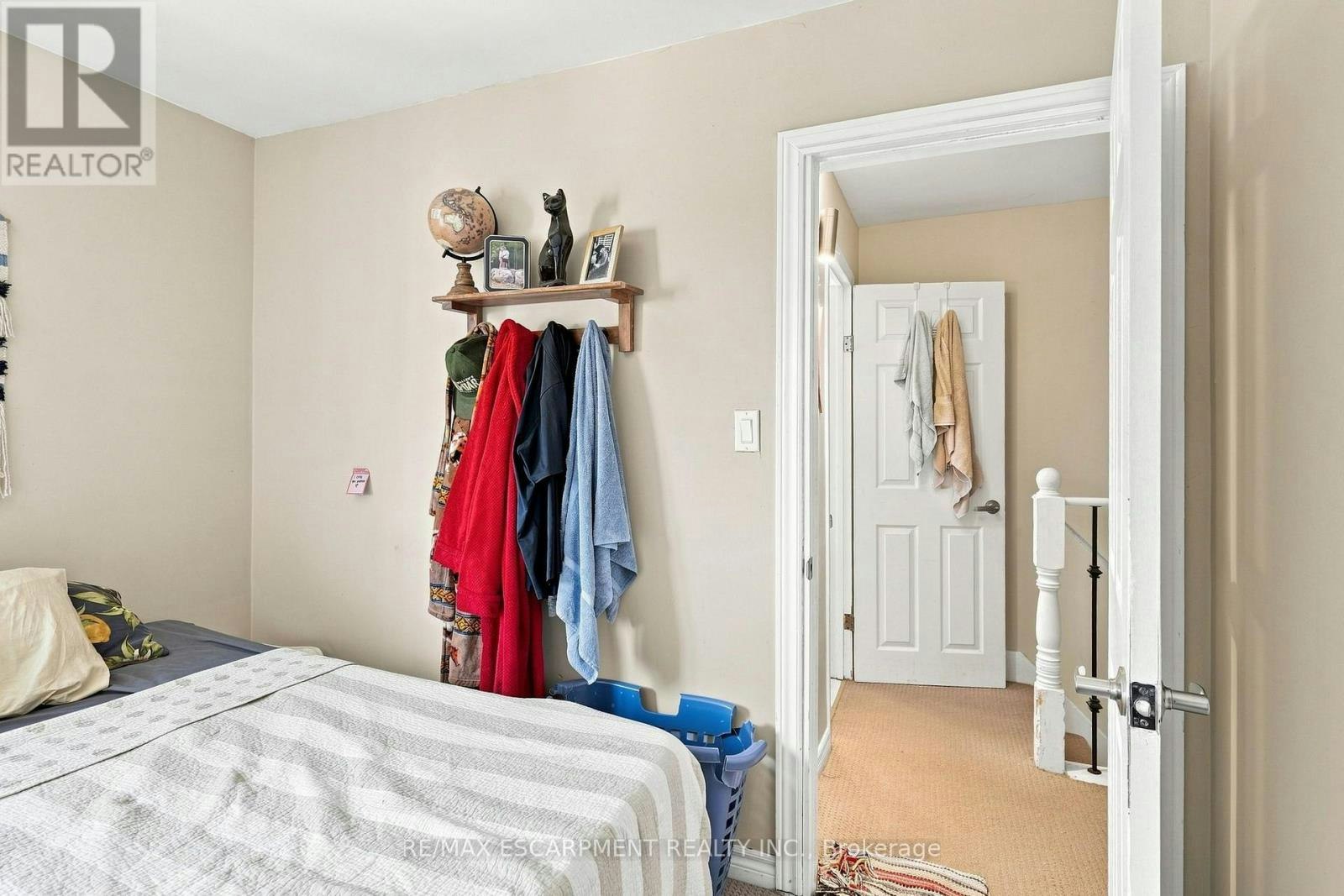 UPPER-15 Clinton Street, Hamilton, ON, L8L 3J7 - 18