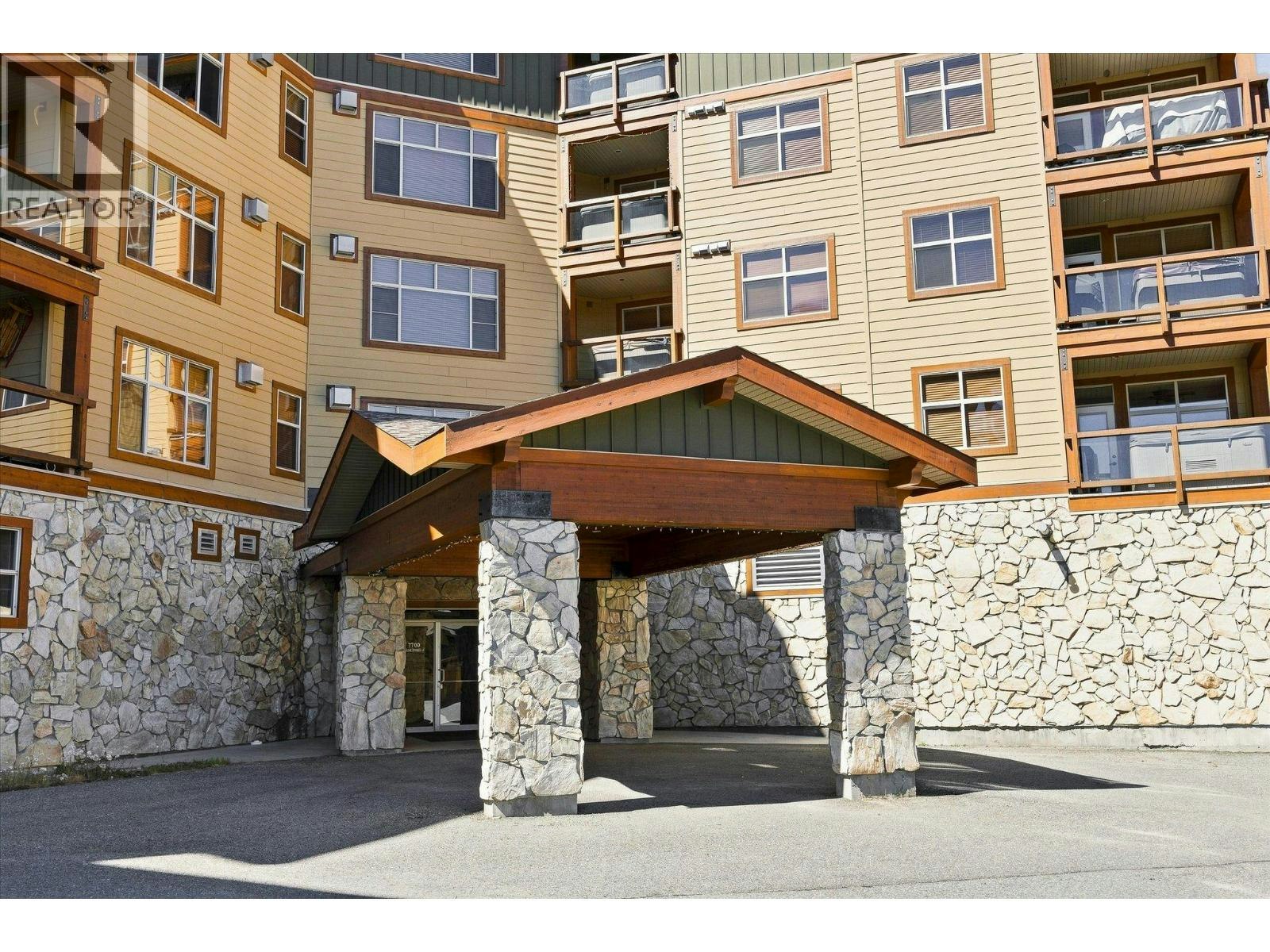 4 - 304-7700 Porcupine Road - 3