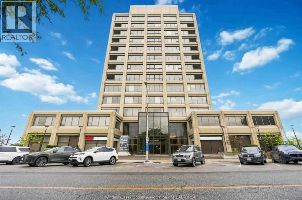 904-201 Front Street NORTH, Sarnia, ON, N7T 7T9