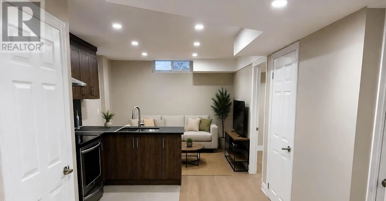 144 Rickson Avenue, Guelph, ON, N1G 4Y3 - 2