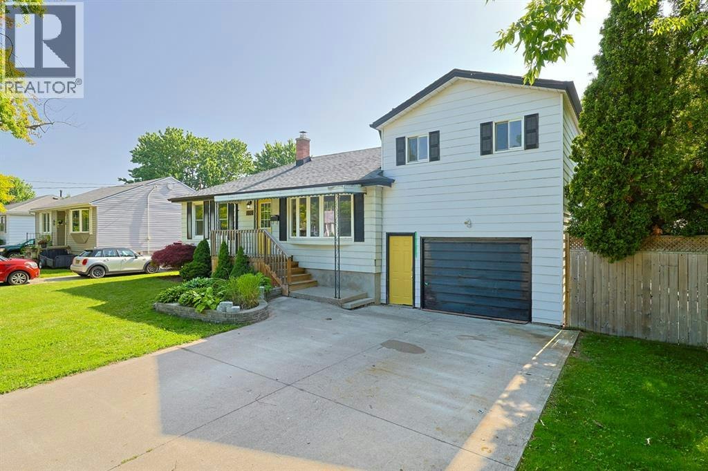 898 Grandview Avenue, Sarnia, ON, N7V 3X2