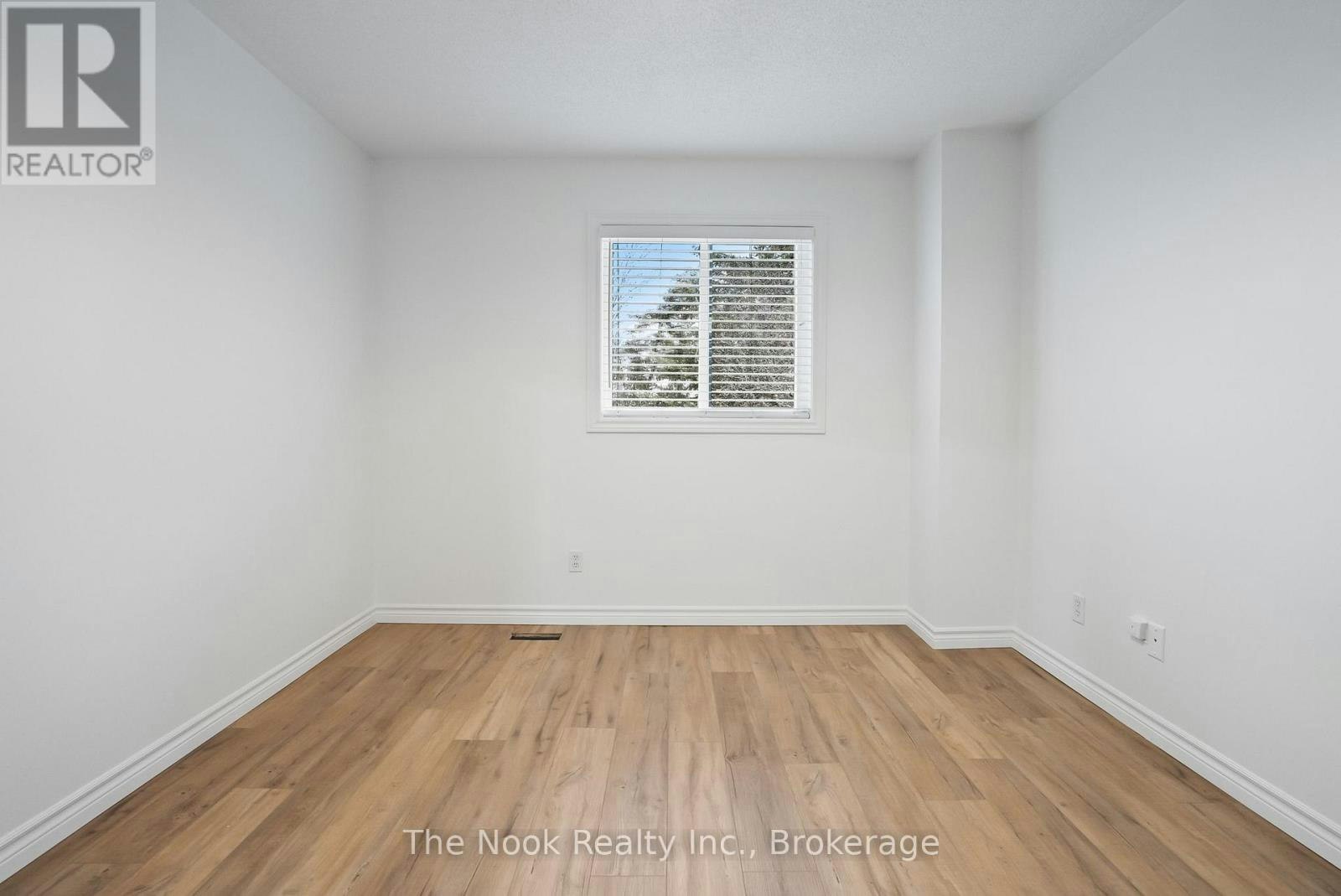 MAIN & UPPER-11 Jollow Drive, Clarington, ON, L1C 4V9 - 10
