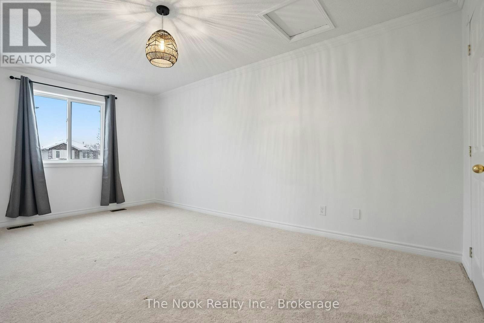 MAIN & UPPER-11 Jollow Drive, Clarington, ON, L1C 4V9 - 6