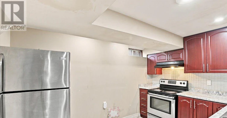 21 Upland Drive, Whitby, ON, L1N 8H9 - 8