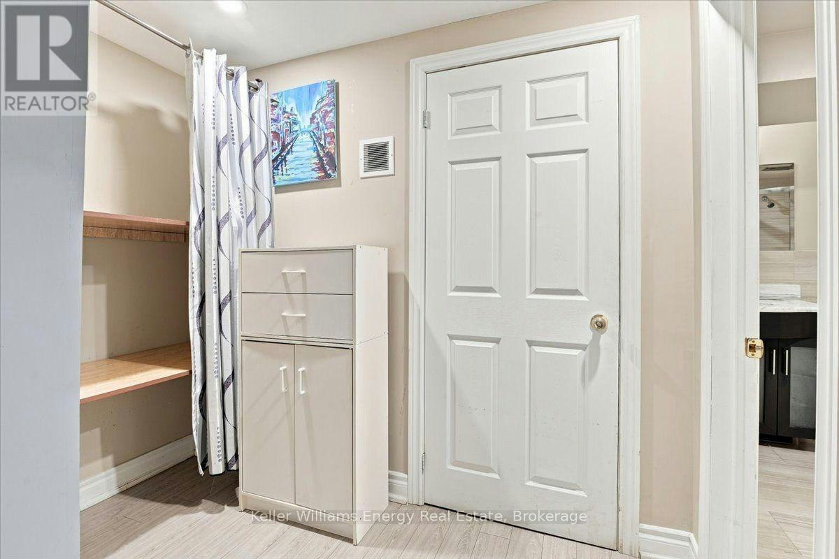 21 Upland Drive, Whitby, ON, L1N 8H9 - 14