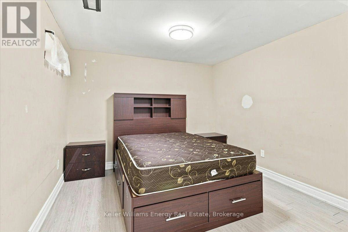 21 Upland Drive, Whitby, ON, L1N 8H9 - 9