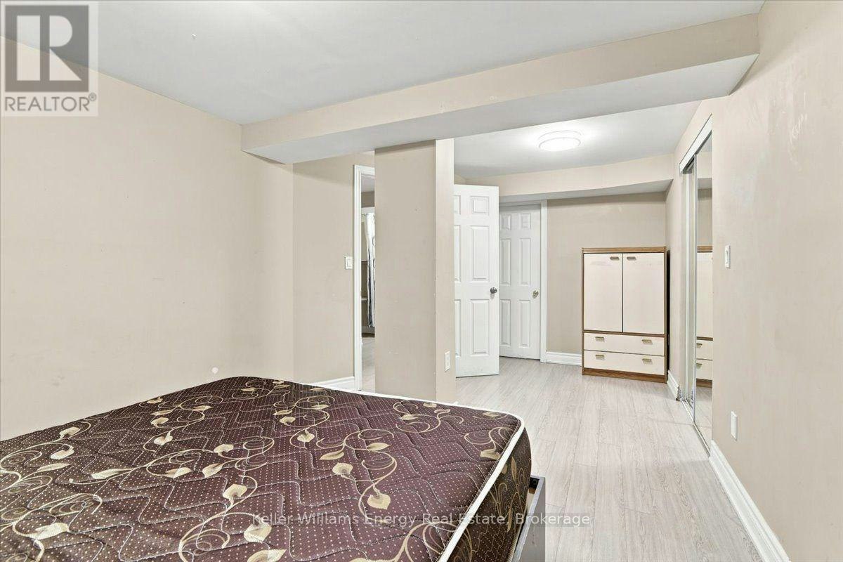 21 Upland Drive, Whitby, ON, L1N 8H9 - 10