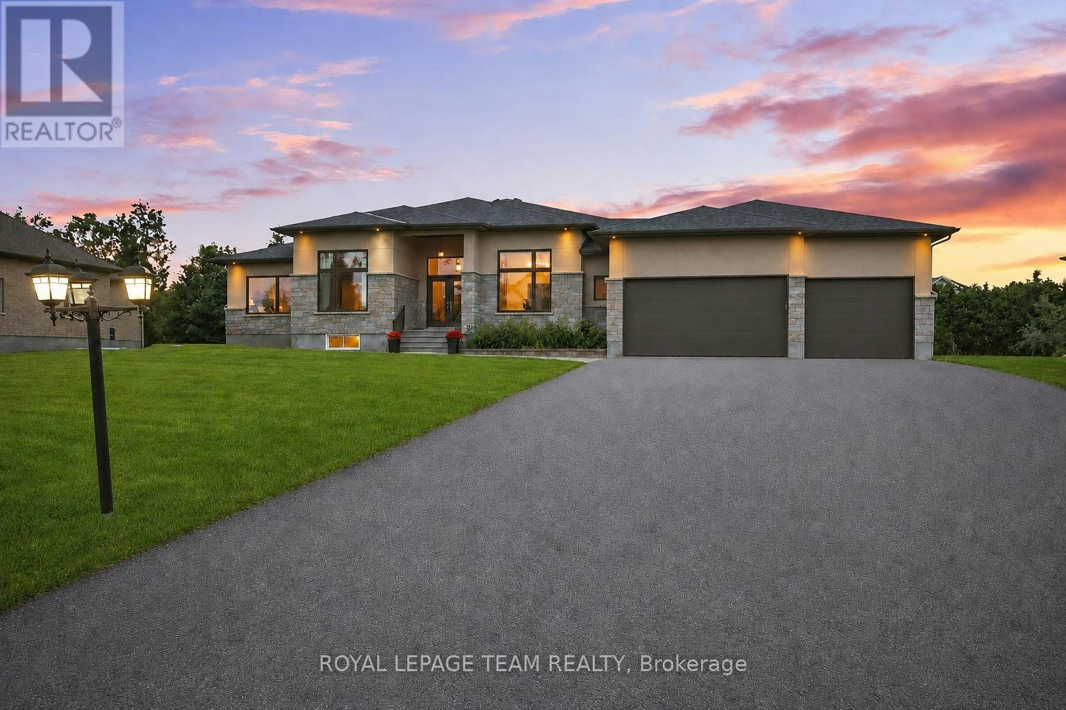 1801 Cedarlakes Way, Ottawa, ON, K4P 1G4