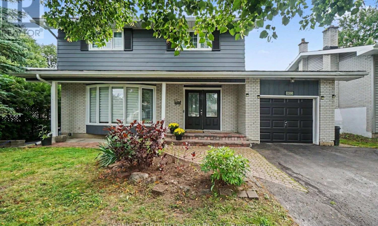 1902 Featherston Drive