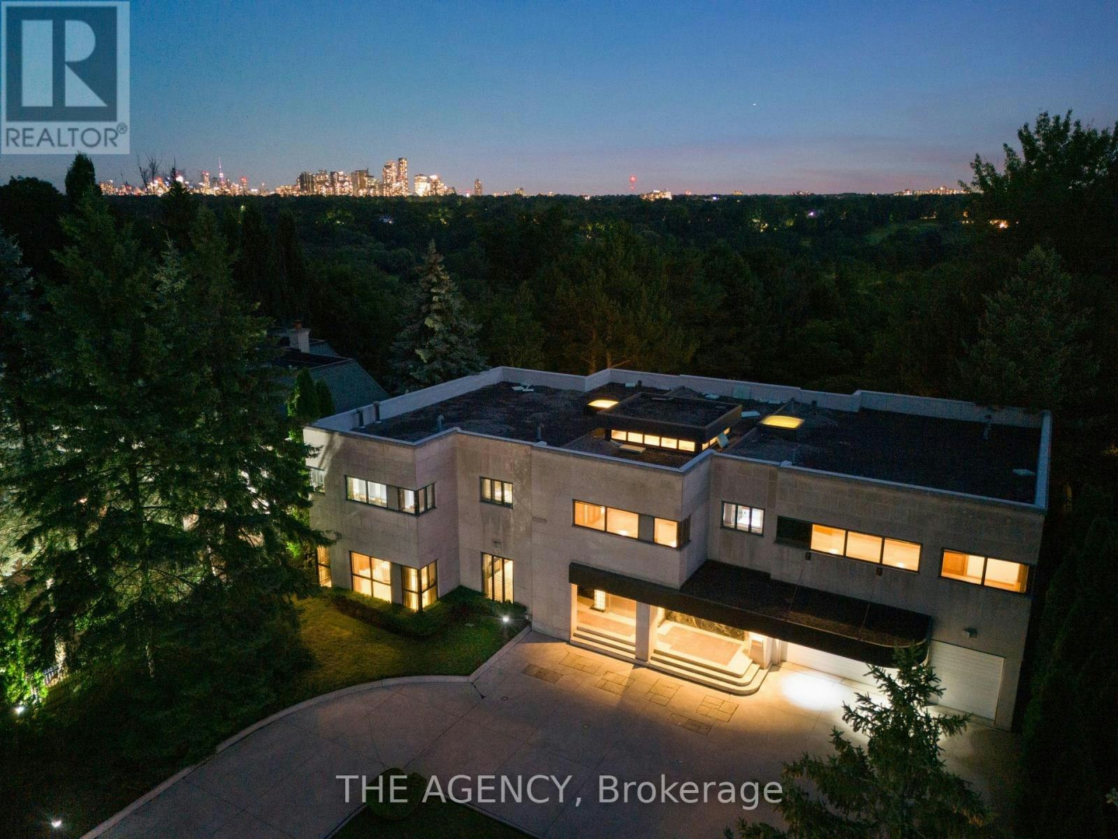 23 Bayview Ridge, Toronto, ON, M2L 1E3 - 2