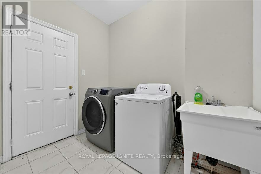 BSMT-67 Henry Smith Avenue, Clarington, ON, L1C 0W1 - 4