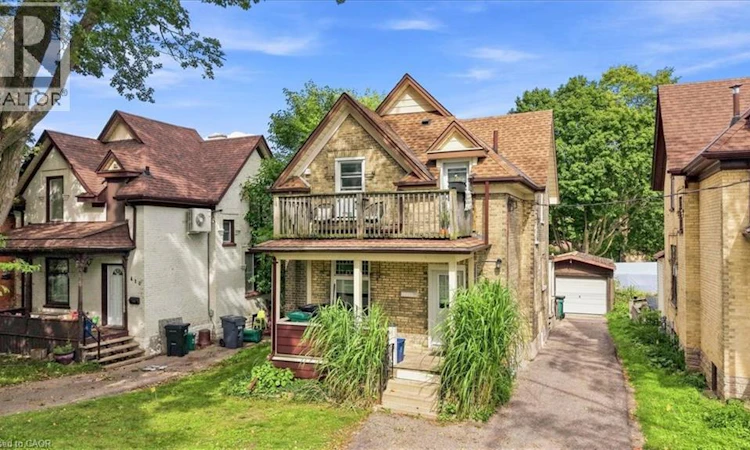 406 Duke Street W