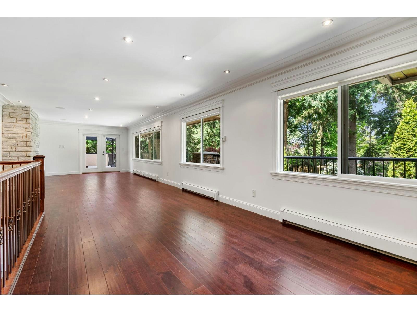 13788 32 Avenue - 4