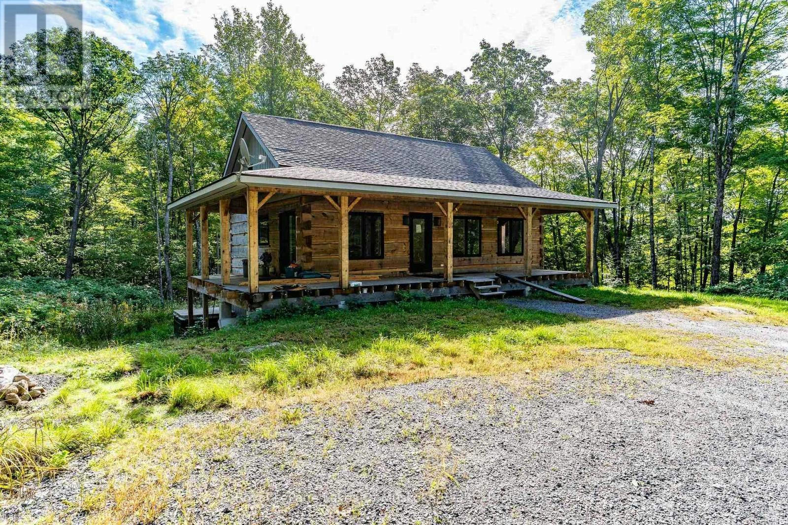1029 Whiteside Road, Muskoka Lakes, ON, P0B 1J0
