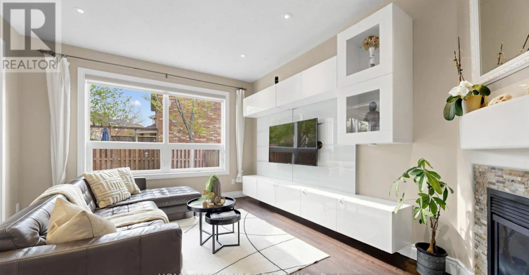 2440 Hollybrook Drive, Oakville, ON, L6M 4S8 - 9