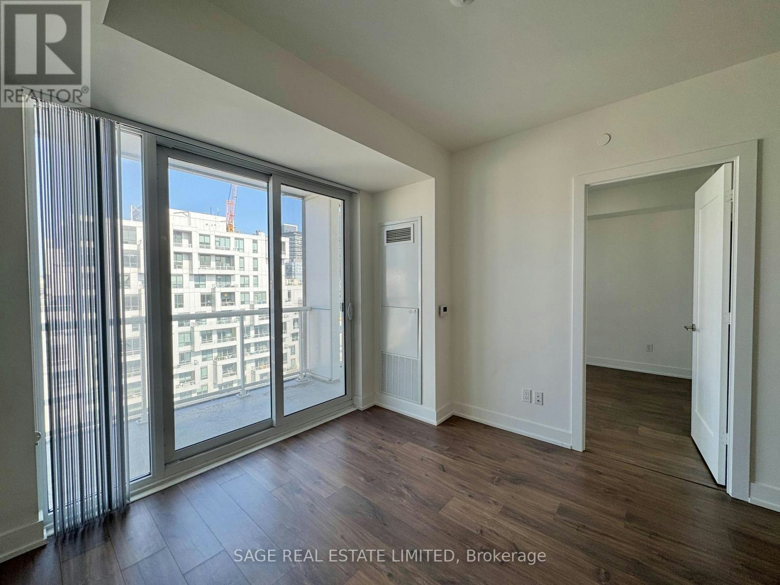 1111-80 Vanauley Street, Toronto, ON, M5T 0C9 - 17
