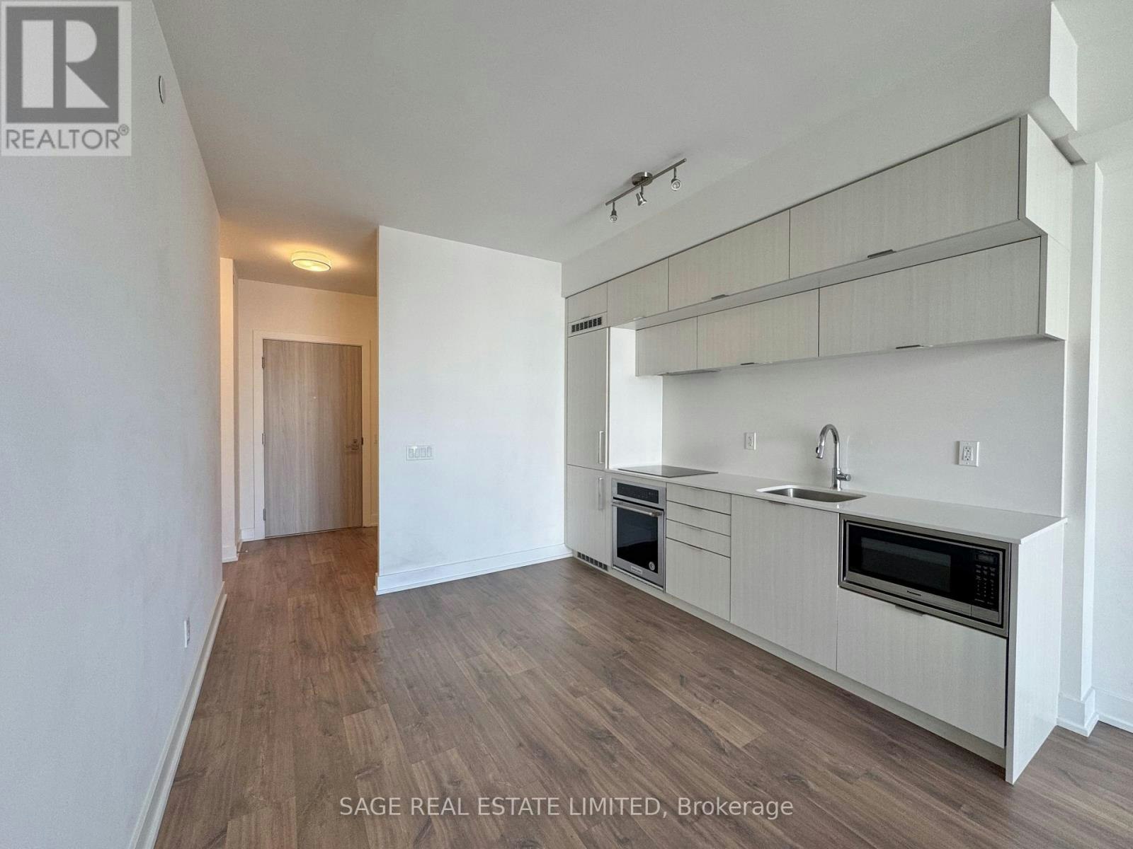1111-80 Vanauley Street, Toronto, ON, M5T 0C9 - 9