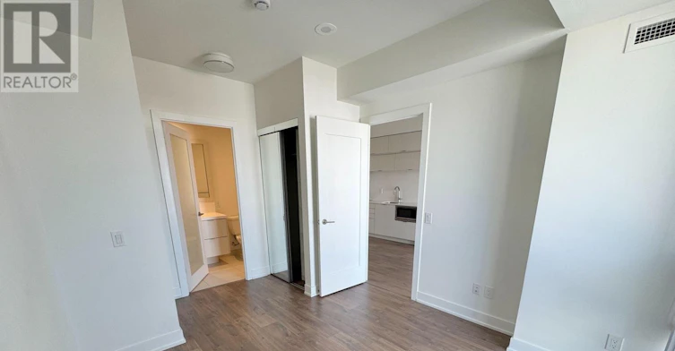1111-80 Vanauley Street, Toronto, ON, M5T 0C9 - 28