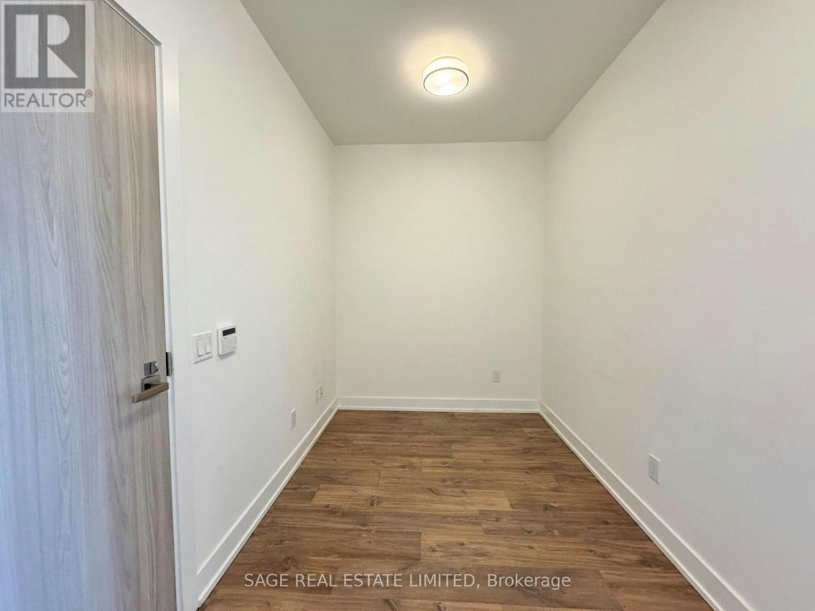 1111-80 Vanauley Street, Toronto, ON, M5T 0C9 - 2