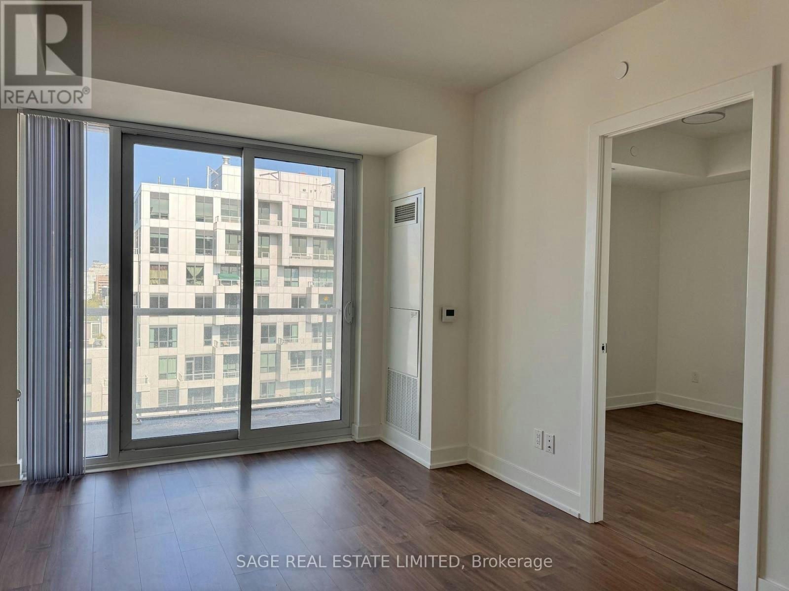 1111-80 Vanauley Street, Toronto, ON, M5T 0C9 - 13