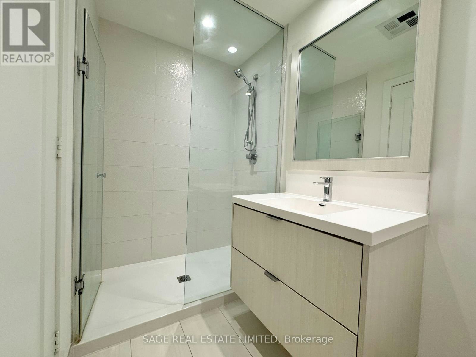 1111-80 Vanauley Street, Toronto, ON, M5T 0C9 - 7