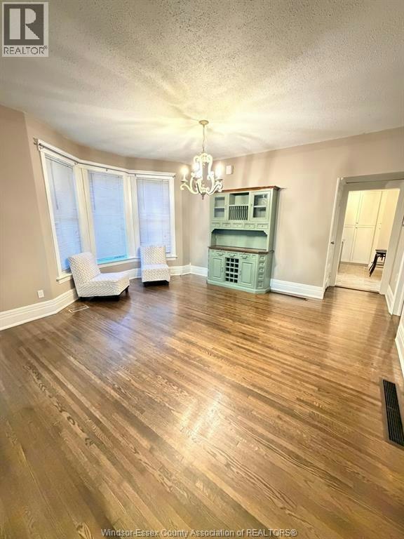 MAIN-222 Gladstone Avenue, Windsor, ON, N9A 2P7 - 3